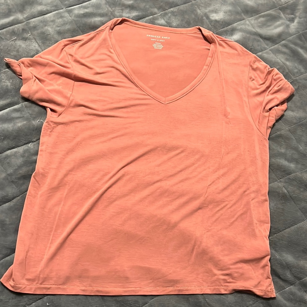 a shirt from american eagle size medium